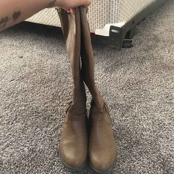 Brand new cute fall/winter boots! - Picture 2 of 3